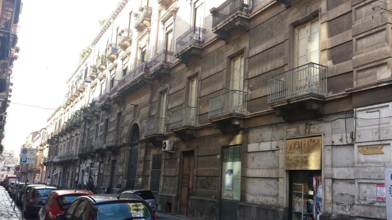 Nabucco Bed & Breakfast Catânia Exterior foto